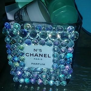 Chanel bling makeup holder